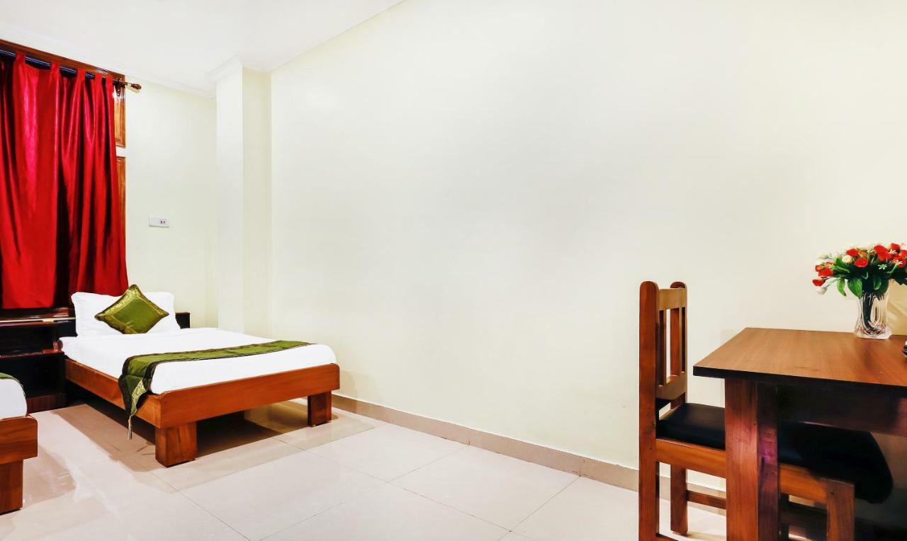Treebo Trend Prabash Atithi Griha Hotel Guwahati Esterno foto