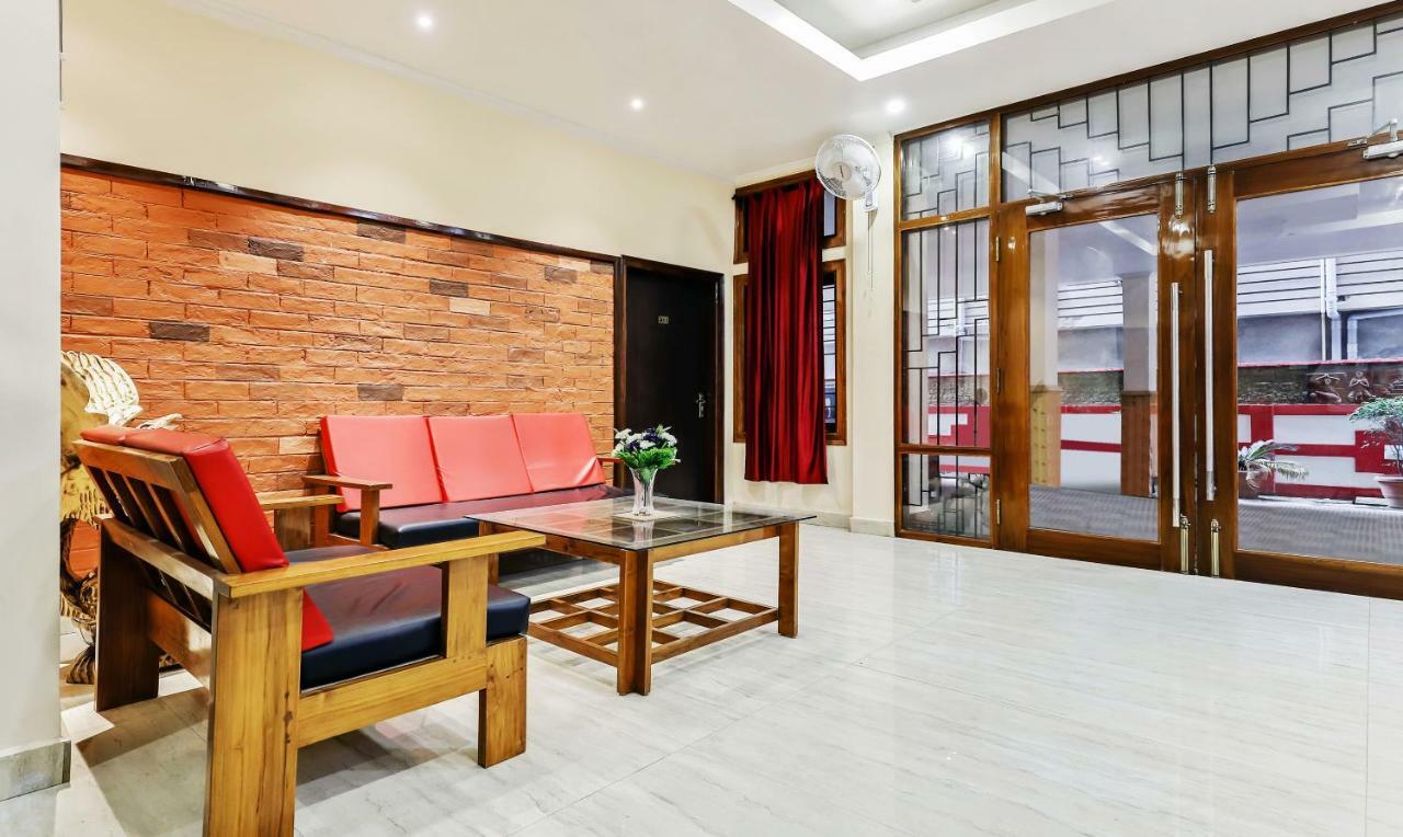 Treebo Trend Prabash Atithi Griha Hotel Guwahati Esterno foto